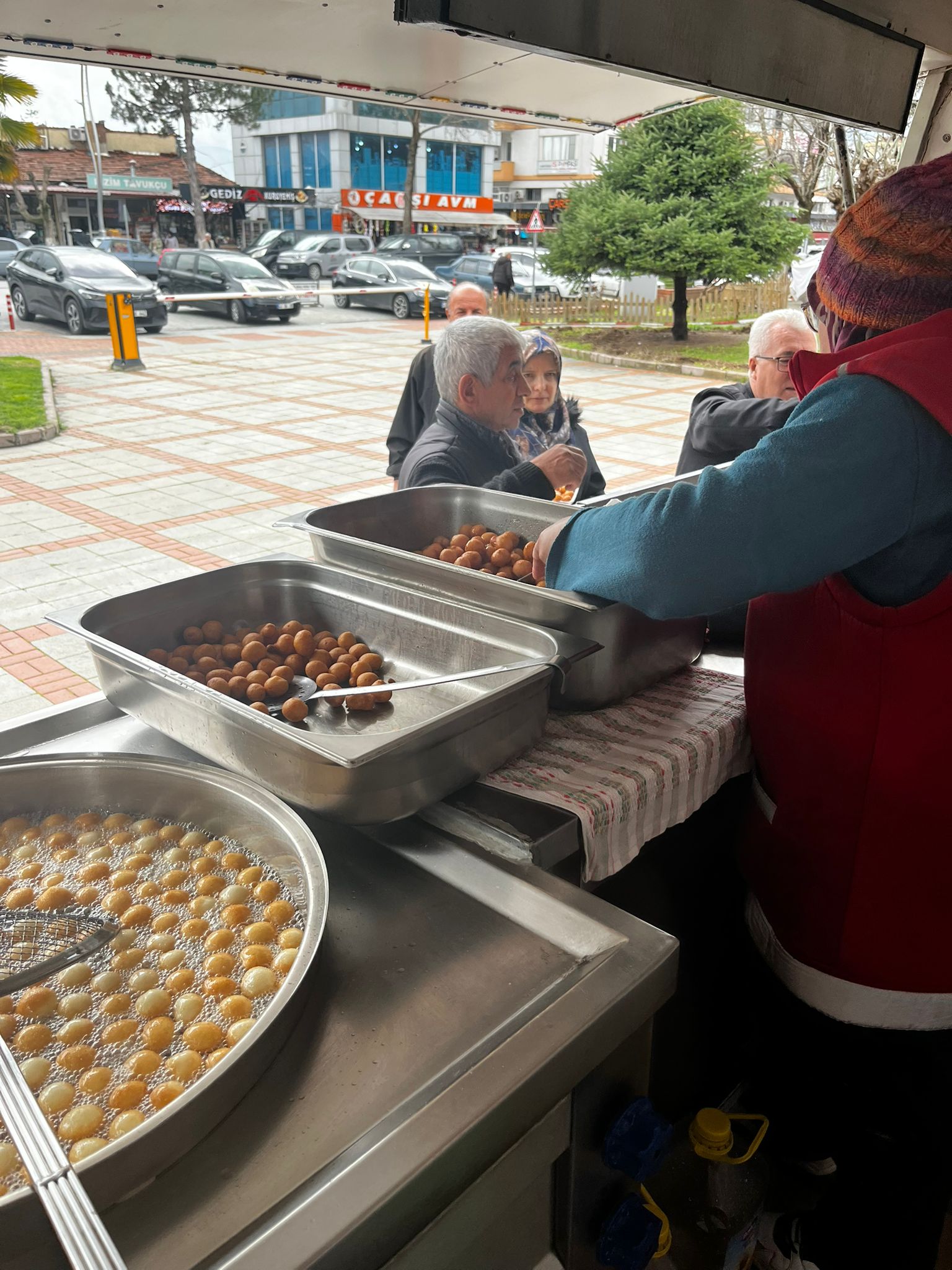 Söz ve nişan pastası Gediz